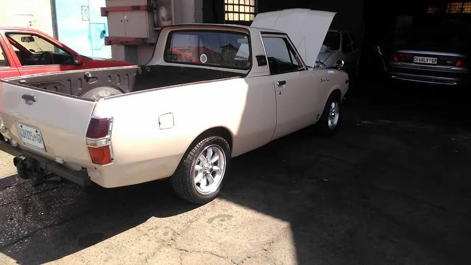 Toyota Corona 3T ITBs