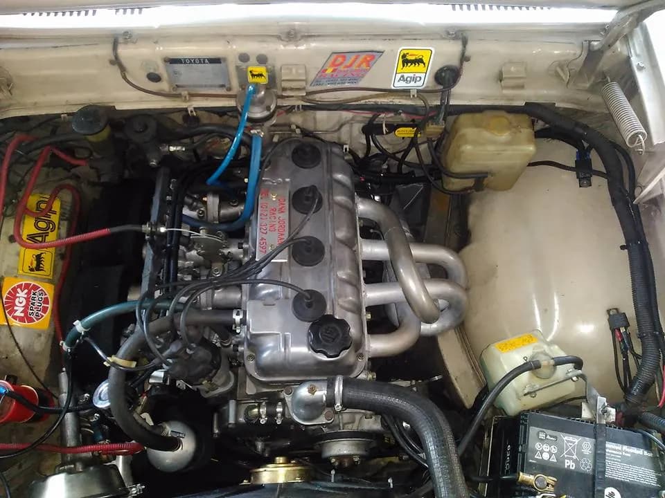 Toyota Corona 3T ITBs